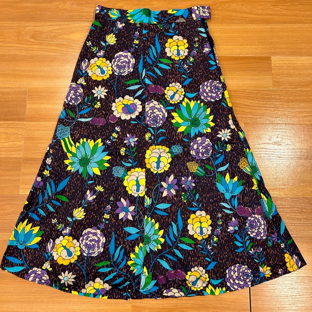 Beautiful Funky Floral Midi Skirt